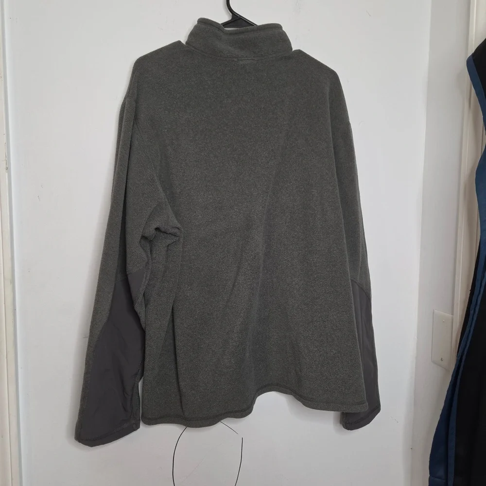 The North‎ Face Mens XL Gray Quarter Zip Fleece Pullover Red Chest Pocket Logo